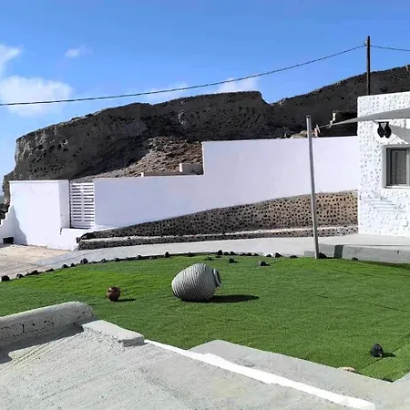 Διαμέρισμα Kampanelia Village *