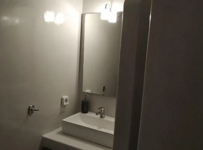 Kampanelia Village *